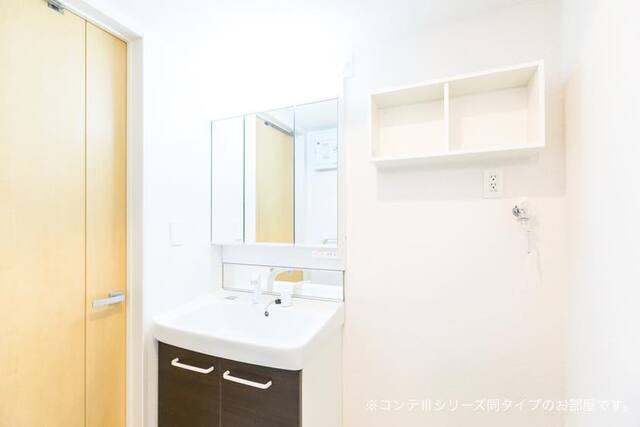 洗面設備　必須条件に多い独立洗面台♪※同タイプ