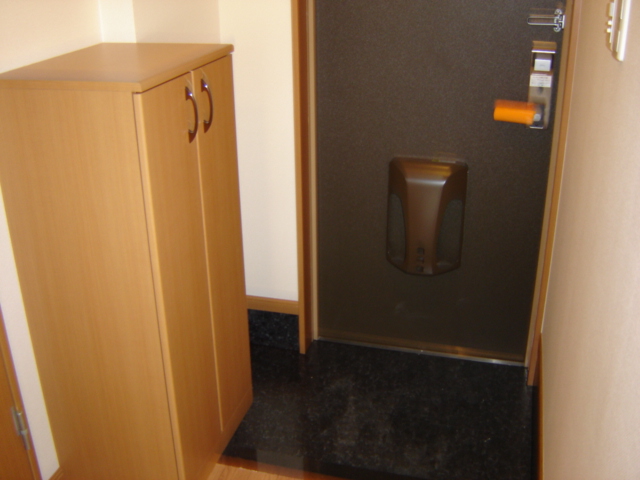 玄関　玄関（イメージ）