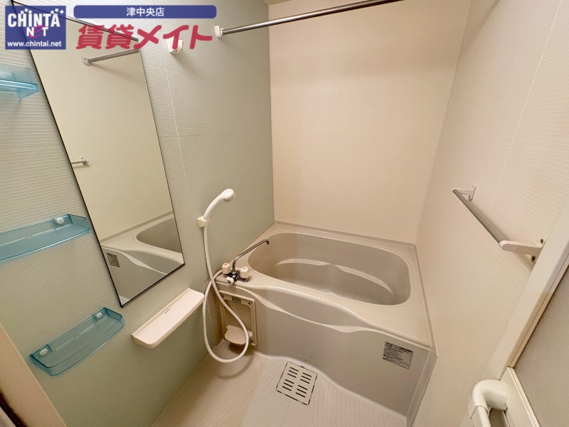 バス・シャワールーム　同物件別室画像