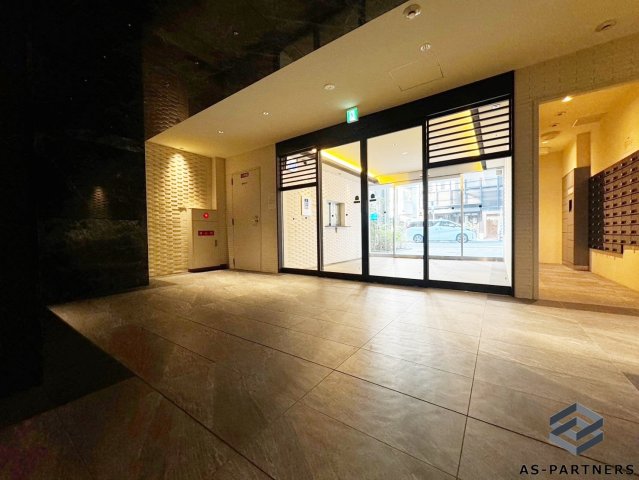 エントランス　共用部の印象も大切に