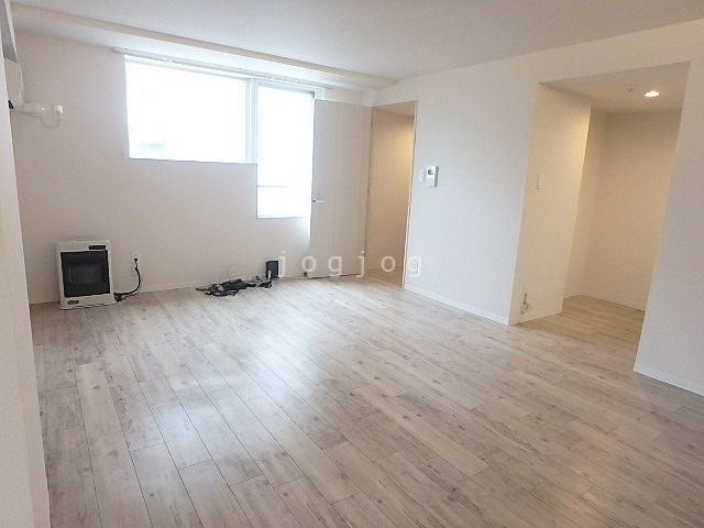 居室・リビング　同号室タイプ写真