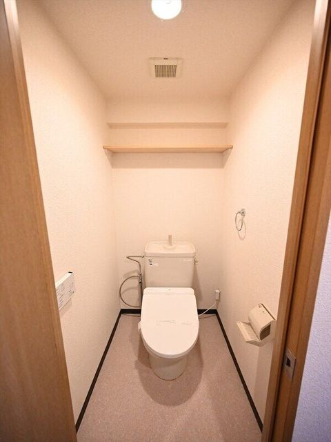 トイレ　別号室参考写真