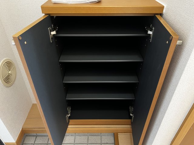 玄関　別部屋、参考写真になります