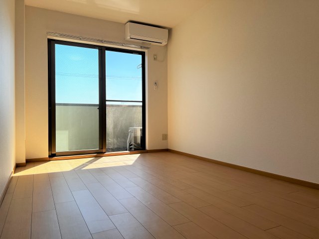 居室・リビング　別部屋、参考写真になります