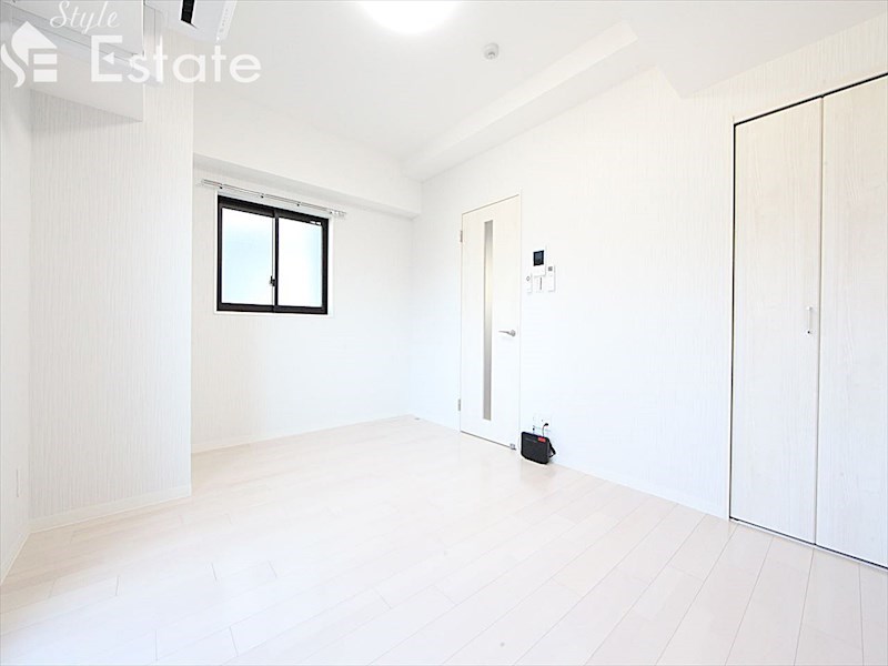 居室・リビング　内装