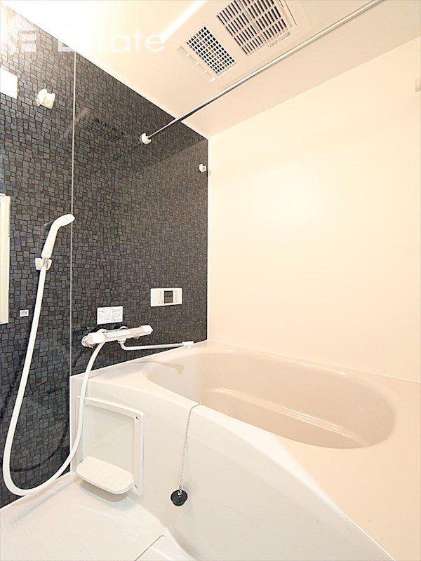 バス・シャワールーム　バスルーム