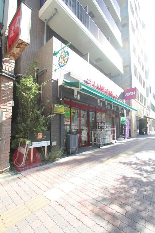 スーパー　まいばすけっと本郷3丁目店（スーパー）まで198m