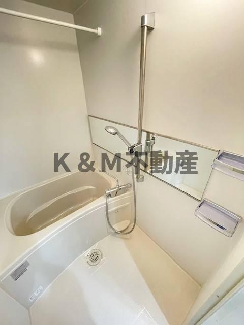 バス・シャワールーム　日々の疲れを癒すお風呂付です