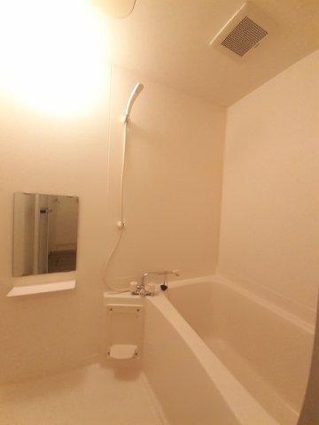 バス・シャワールーム　お風呂です