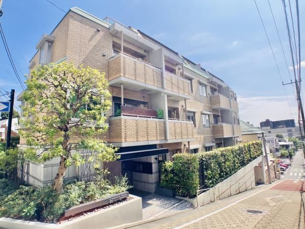 建物外観　建物外観を気になさる方へ、見た目の良い物件です