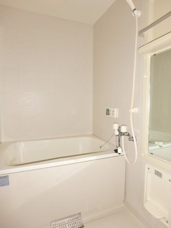 バス・シャワールーム　図面と現状に相違がある場合には現状を優先