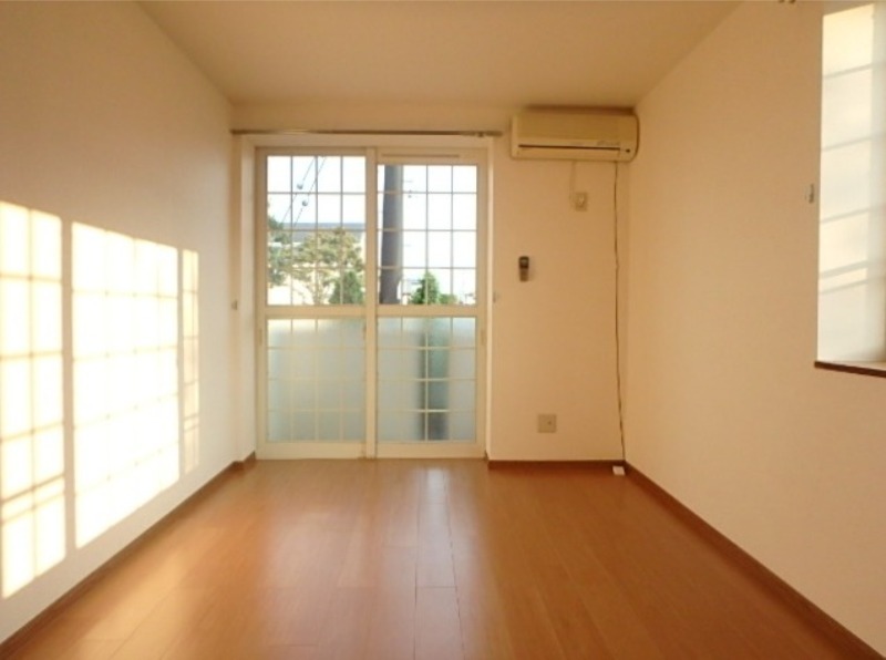 居室・リビング　図面と現状に相違がある場合には現状を優先