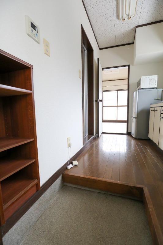 玄関　玄関（内観）