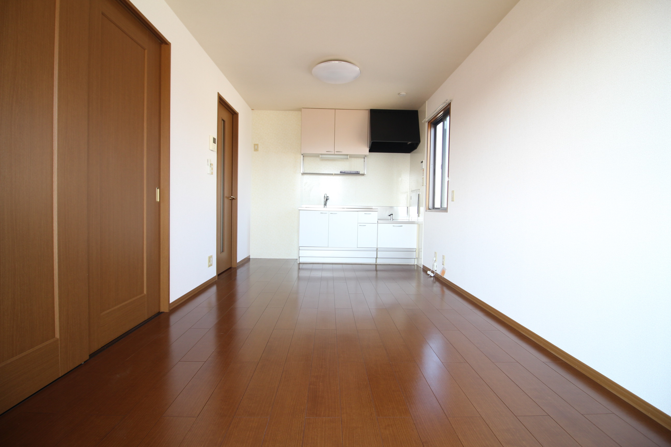 居室・リビング　9帖のダイニングキッチン♪