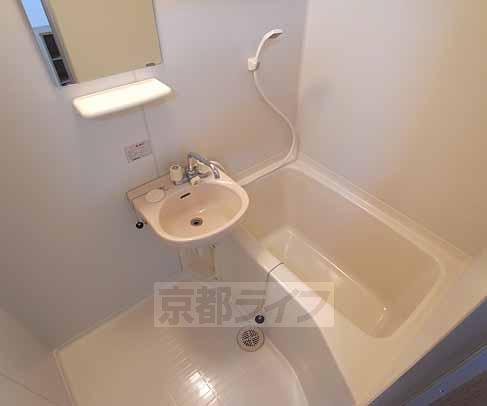 バス・シャワールーム　お風呂です。