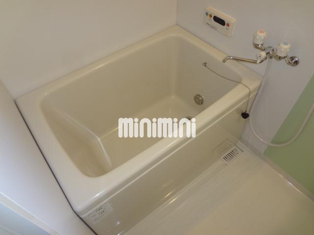 バス・シャワールーム　追焚き給湯器付き