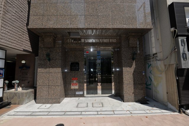 エントランス　ゆとりのあるエントランスです