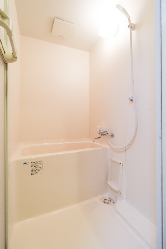 バス・シャワールーム　図面と現状に相違がある場合には現状を優先