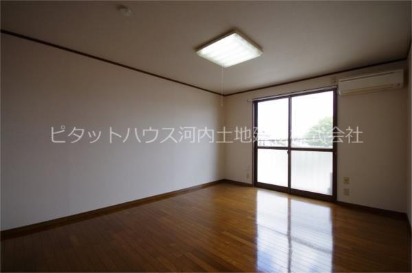 居室・リビング　リビング