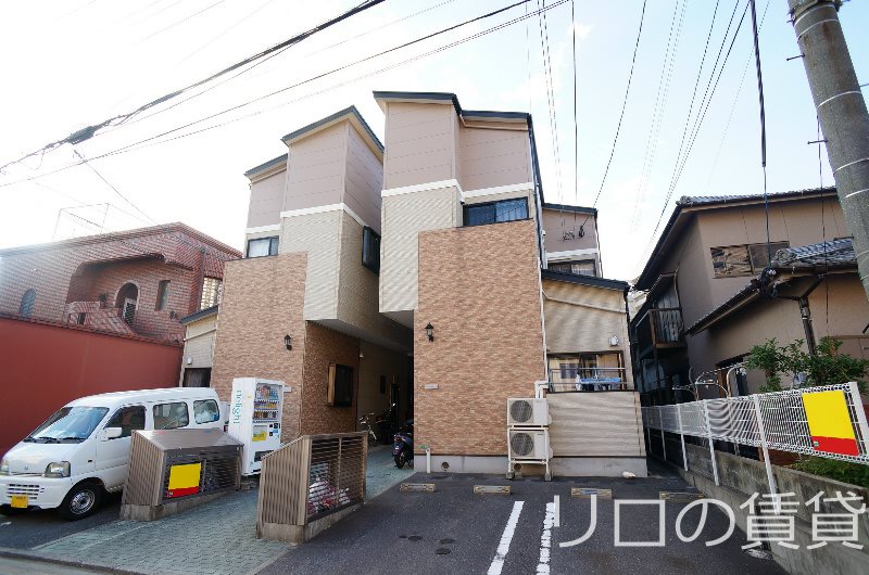 建物外観　小型犬も飼育相談可