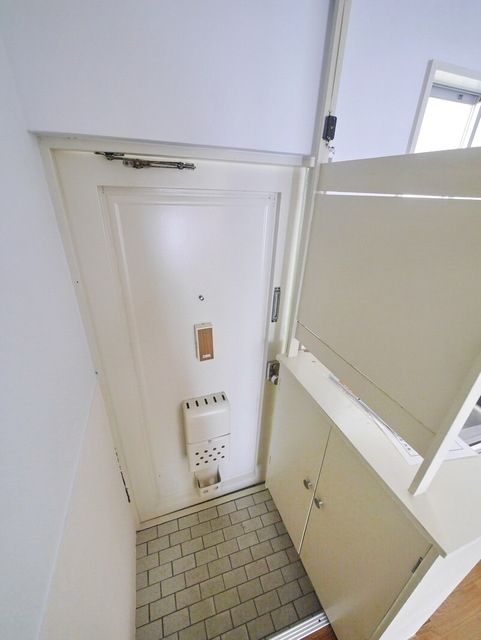 玄関　★お部屋探しはタウンハウジング高幡不動店まで★