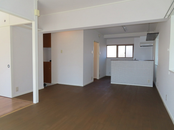 居室・リビング　※別部屋の写真です