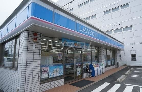 コンビニ　ローソン 四日市堀木店（コンビニ）まで631m