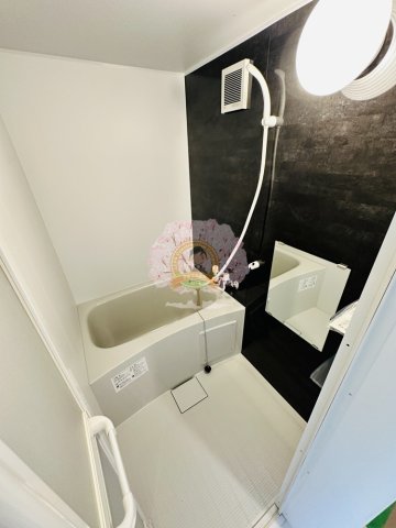 バス・シャワールーム　別部屋参考写真