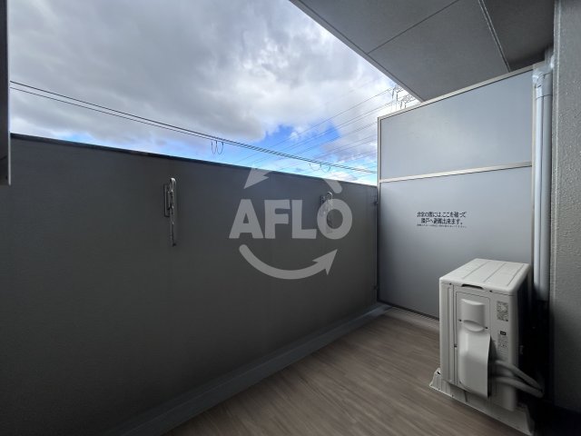 バルコニー　エスリード大阪クレストコート　バルコニー