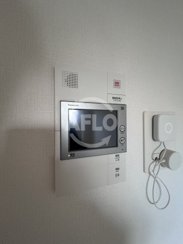 セキュリティ　エスリード大阪クレストコート　インターホン