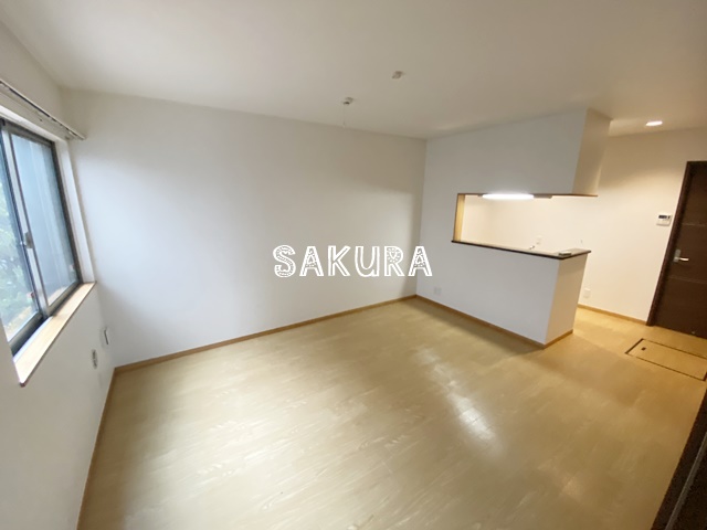 居室・リビング　開放感のある室内♪