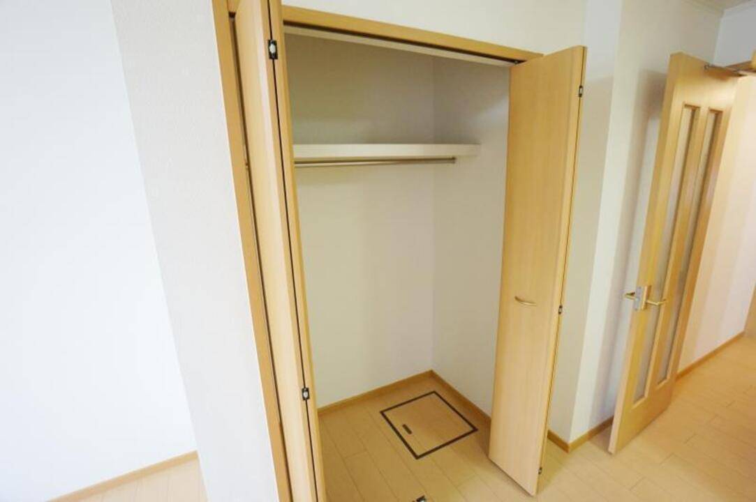 収納　クローゼット