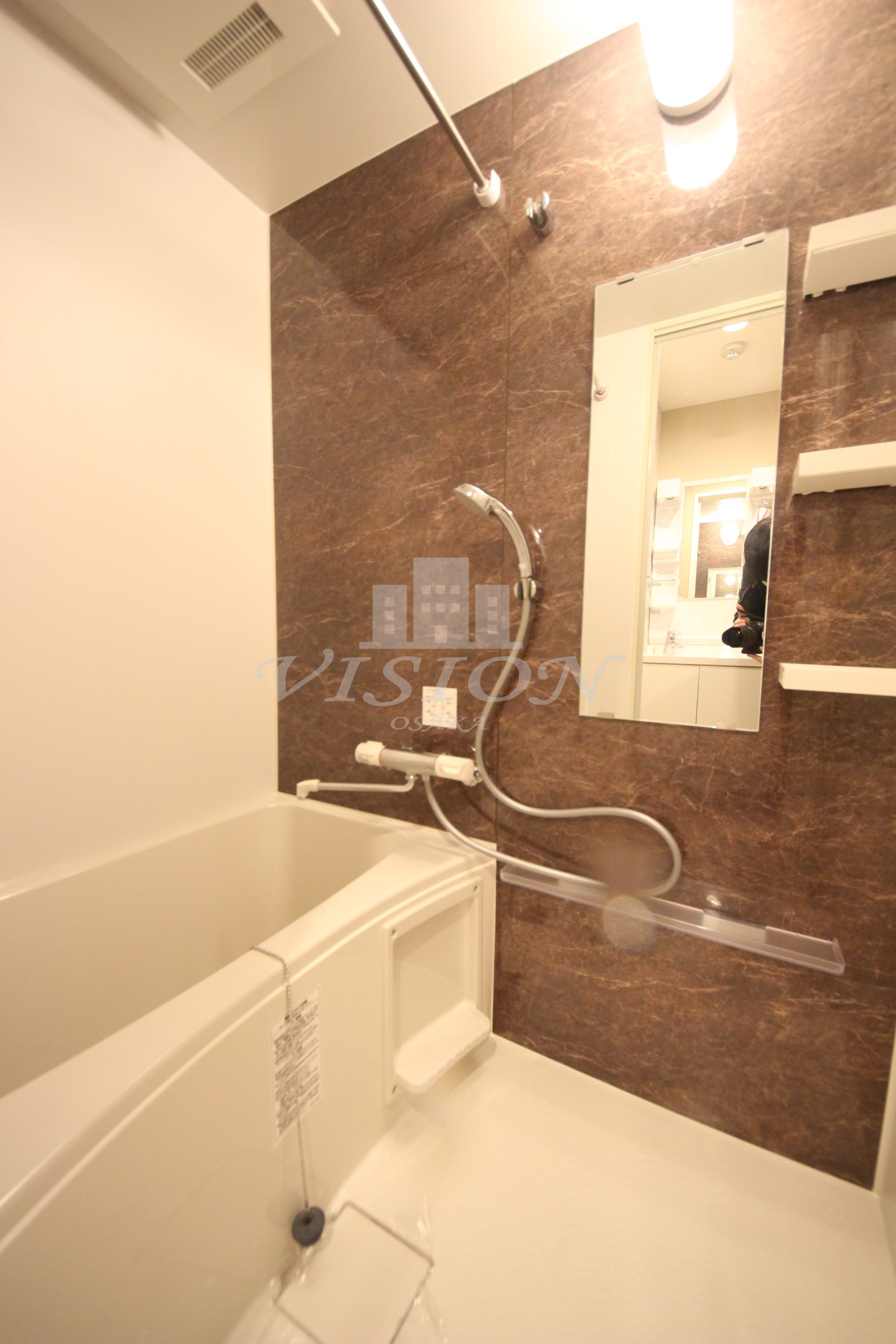 バス・シャワールーム