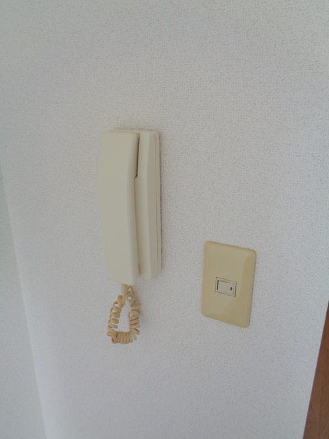 セキュリティ　インターホン設置済