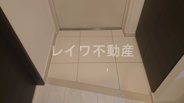玄関　明るい玄関です