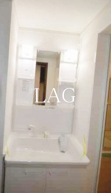 洗面設備　洗面台です。