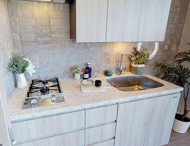 キッチン　写真は同マンションの別の部屋の場合があります