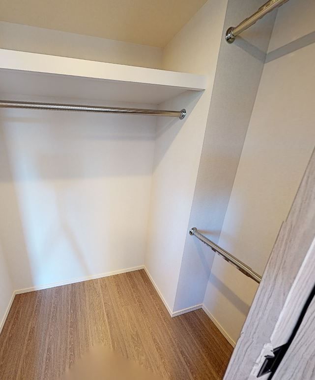 収納　写真は同マンションの別の部屋の場合があります
