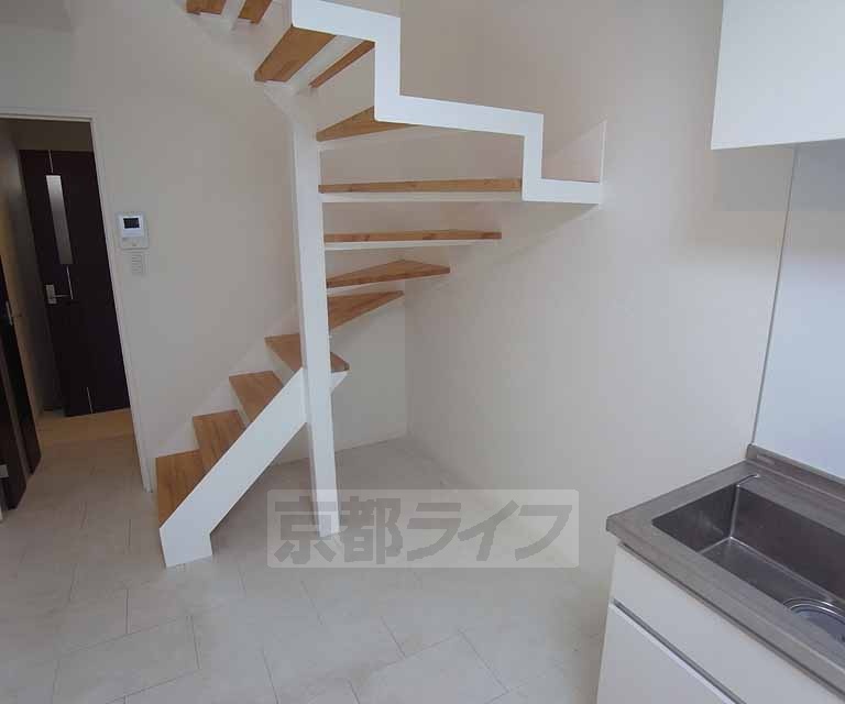 その他部屋・スペース　お洒落な階段ですね。