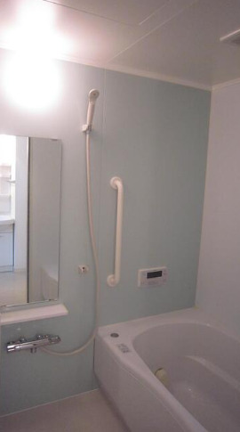 バス・シャワールーム　お風呂で日々の疲れを落としましょう