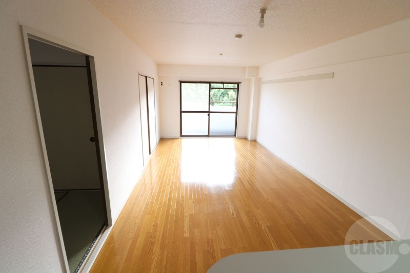 居室・リビング　１３帖リビング