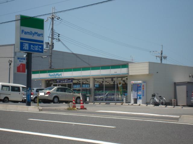 その他　ファミリーマート（その他）まで600m