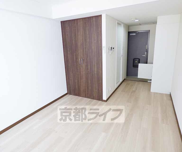 居室・リビング　清潔感のあるお部屋です