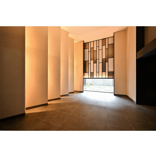 エントランス　２０２３年２月撮影