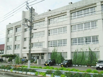 小学校　前川小学校（小学校）まで760m