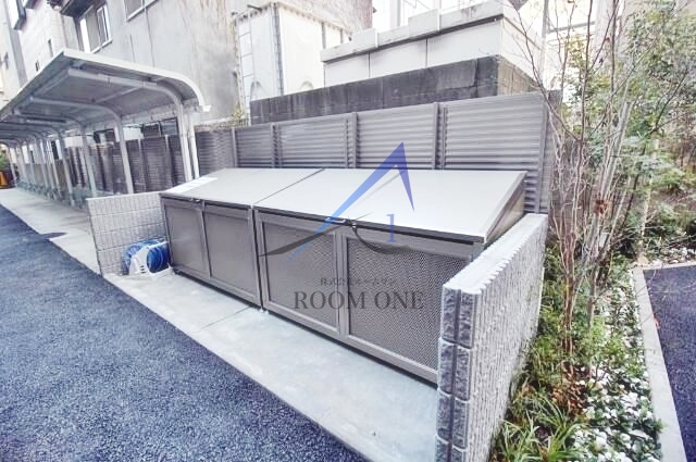 その他共有部分　敷地内ゴミ置き場です。