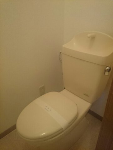 トイレ　シンプルで使いやすいトイレです