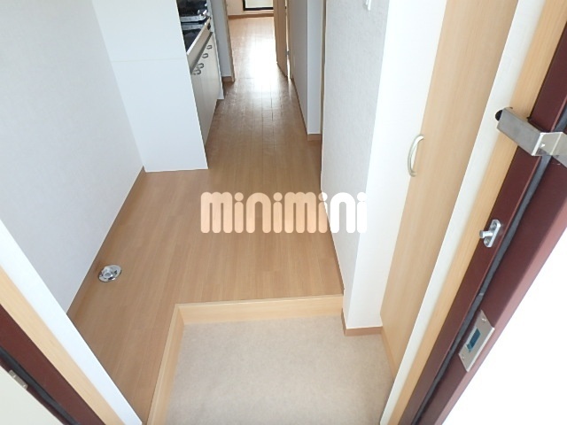 玄関　※写真は別部屋（５０８）