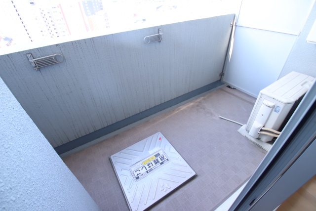 バルコニー　※別室の参考写真の為、現況優先です。