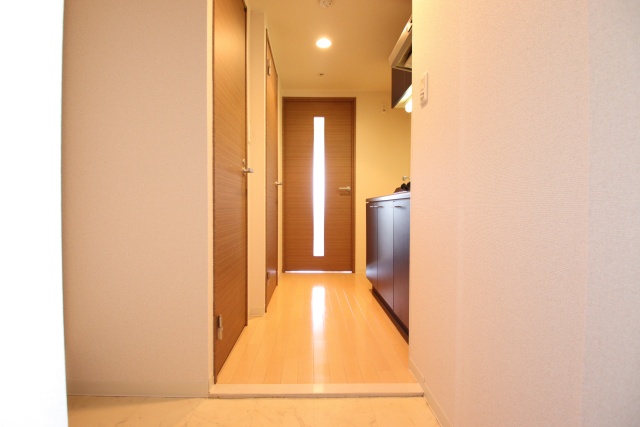 玄関　※別室の参考写真の為、現況優先です。